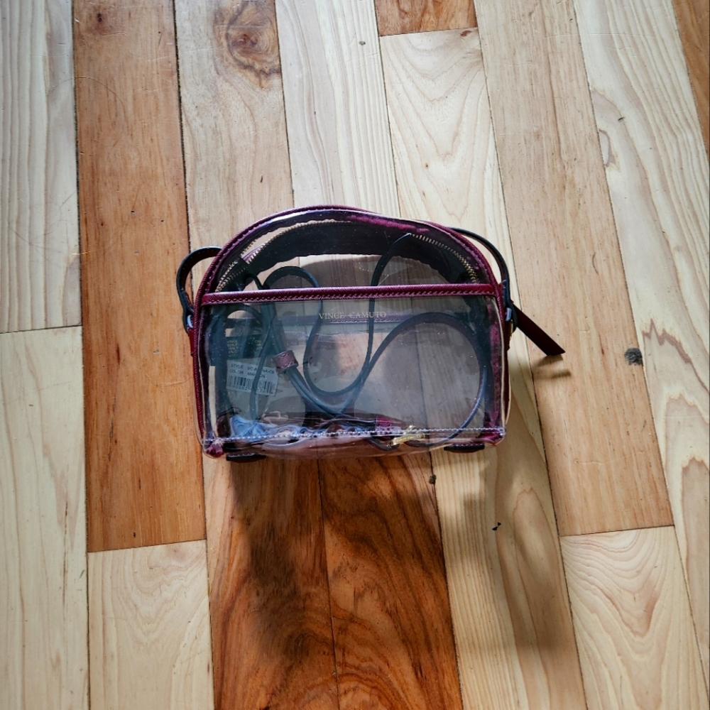 Special edition Beautiful clear red 5% leather Vince Camuto pures
